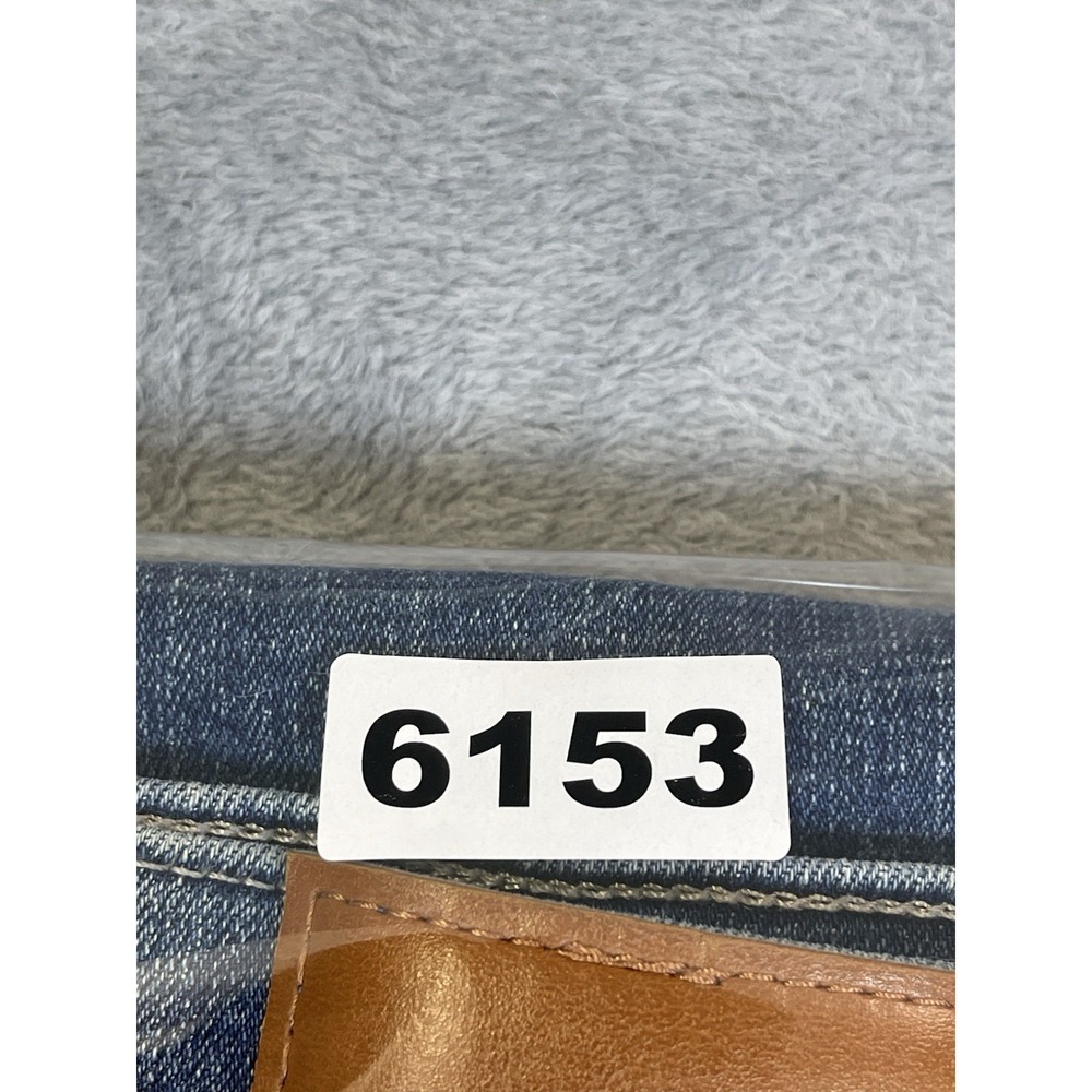 Lucky Brand Jeans Womens 8/29 Blue Denim Medium Wash Sweet Mid Rise Bootcut - Picture 11 of 11